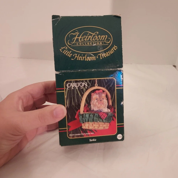 Carlton Cards Little Heirloom Treasures Yorkie Dog Christmas Tree Ornament - Picture 10 of 12